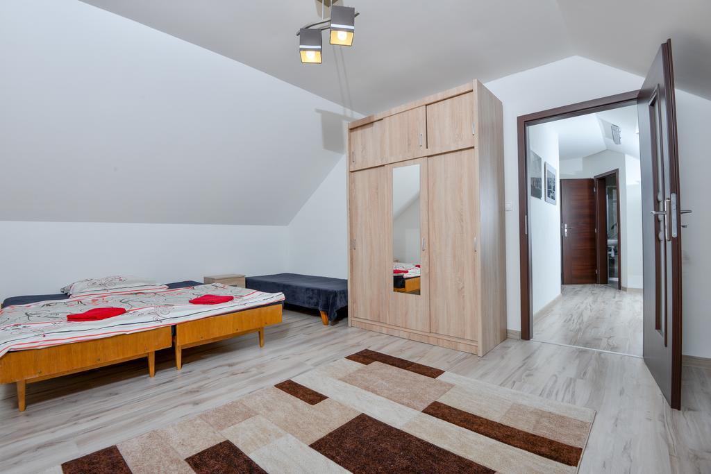 Apartments Adana Spisske Bystre Ngoại thất bức ảnh